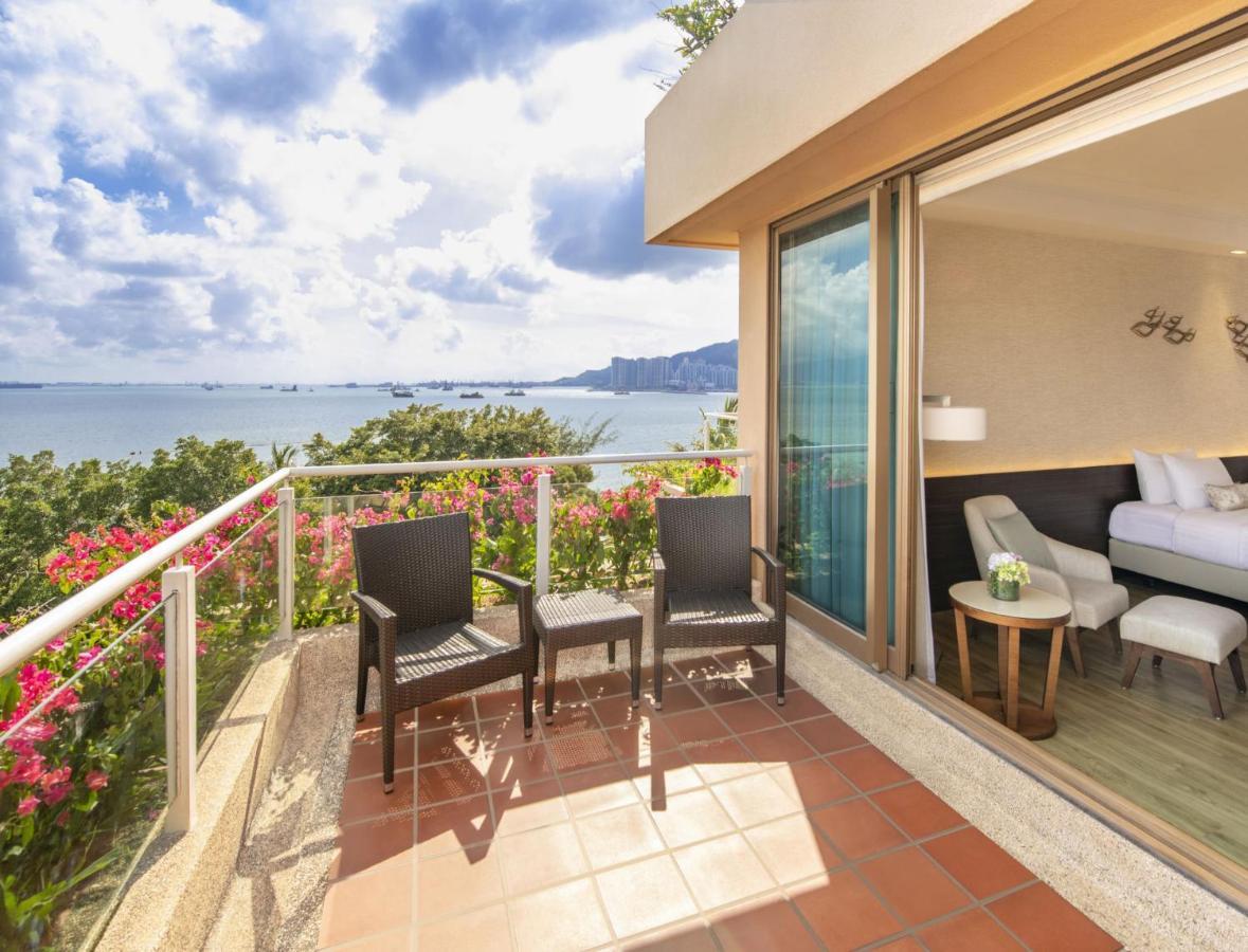 Hong Kong Gold Coast Hotel Eksteriør billede Deluxe Ocean View Room