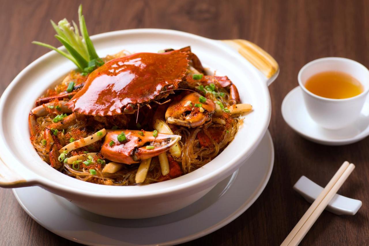 Hong Kong Gold Coast Hotel Eksteriør billede Chilli mud crab